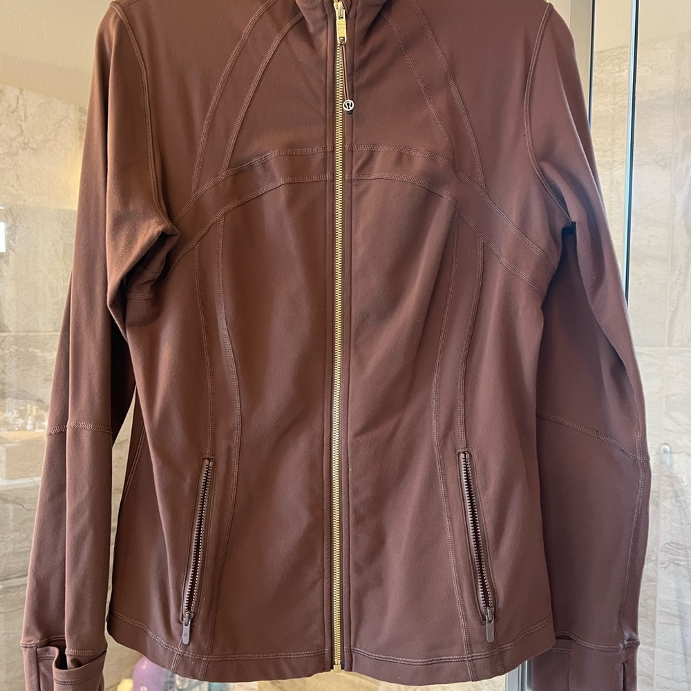 lululemon athletica Women's Utility Jacket in Deep Brown with Gold Zipper